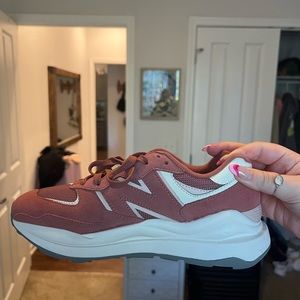 New Balance | 57/40 in Henna/Oyster Pink | Women’s size 9 | WORN ONCE IN BOX